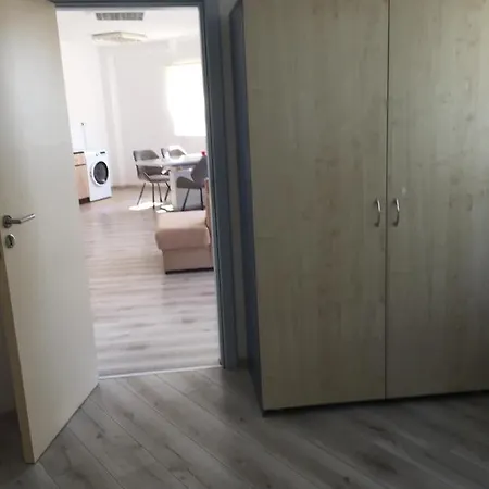 Apartment до евксиновград, една спалня, варна, туи, жилищна част